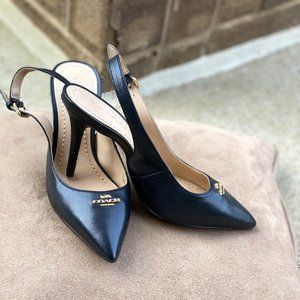 BLACK LEATHER COACH PUMPS SIZE 5